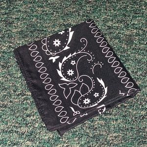 Black Bandana